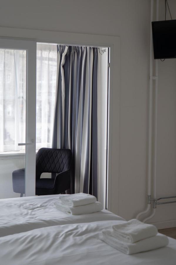 Hotel De La Bourse 2*